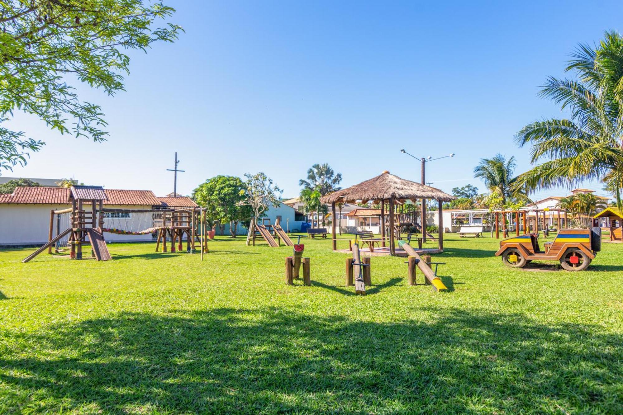 Refugio Tropical Casa De Praia Com Piscina Aquecida E 4 Suites E Garagem 3 Carros, 800 Mtrs Da Praia Internet 700 Mbps, Condominio Privado Com Pista De Skate , Quadra De Futevolei , Campos E Quadras De Futebol! Κάμπο Φρίο Εξωτερικό φωτογραφία