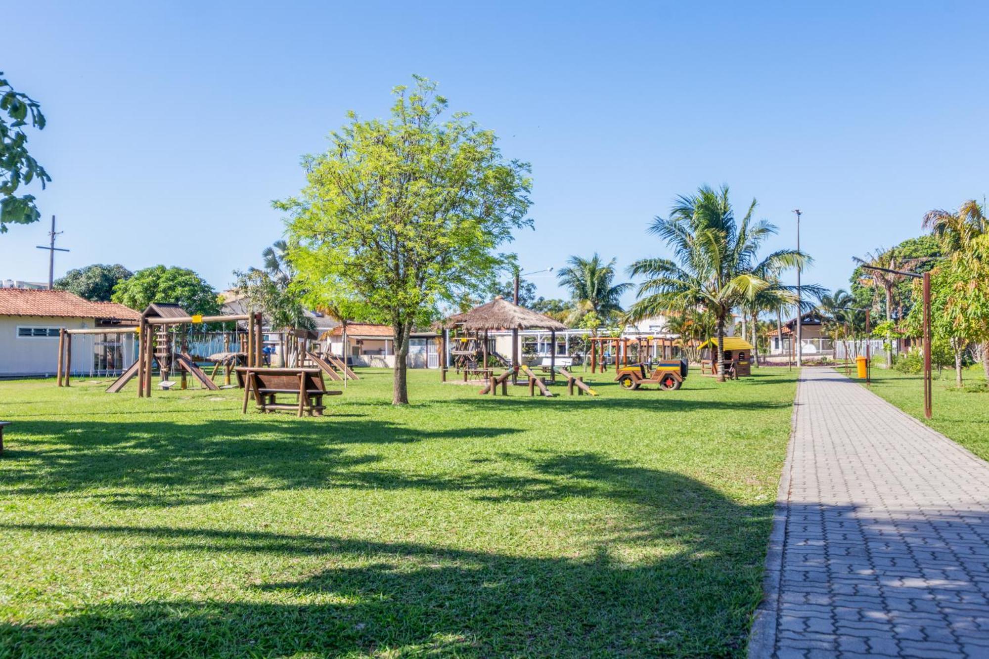 Refugio Tropical Casa De Praia Com Piscina Aquecida E 4 Suites E Garagem 3 Carros, 800 Mtrs Da Praia Internet 700 Mbps, Condominio Privado Com Pista De Skate , Quadra De Futevolei , Campos E Quadras De Futebol! Κάμπο Φρίο Εξωτερικό φωτογραφία